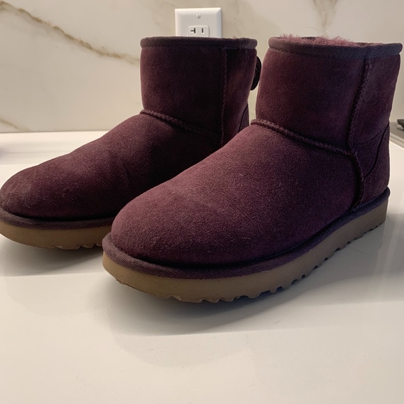 UGG Shoes - Ugg Classic Mini II Garnet US 8